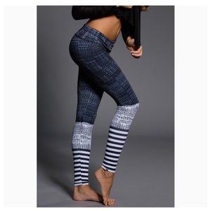Onzie Yoga Leggings